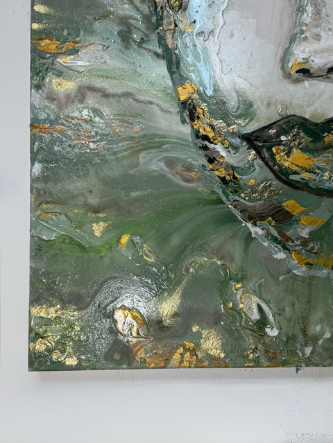 Golden Thoughts in Emerald – MIND
